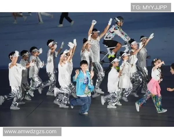 成都街舞队的成长历程揭秘运动世界街舞大赛的精彩背后故事